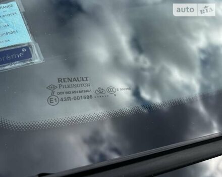 Серый Рено Меган, объемом двигателя 0 л и пробегом 142 тыс. км за 12750 $, фото 32 на Automoto.ua
