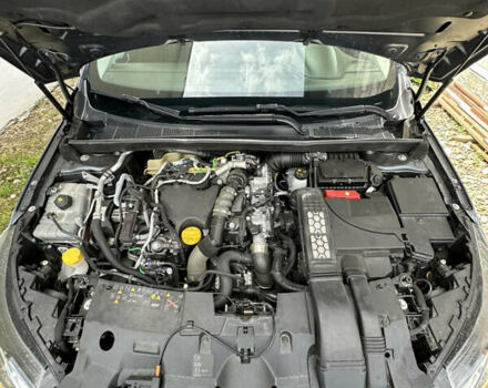 Серый Рено Меган, объемом двигателя 1.46 л и пробегом 180 тыс. км за 13250 $, фото 28 на Automoto.ua