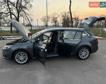 Серый Рено Меган, объемом двигателя 1.5 л и пробегом 96 тыс. км за 15399 $, фото 104 на Automoto.ua