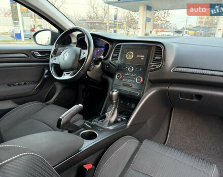 Серый Рено Меган, объемом двигателя 1.5 л и пробегом 96 тыс. км за 15399 $, фото 54 на Automoto.ua