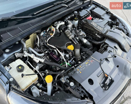 Серый Рено Меган, объемом двигателя 1.5 л и пробегом 96 тыс. км за 15399 $, фото 81 на Automoto.ua