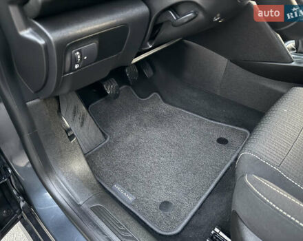 Серый Рено Меган, объемом двигателя 1.5 л и пробегом 96 тыс. км за 15399 $, фото 113 на Automoto.ua