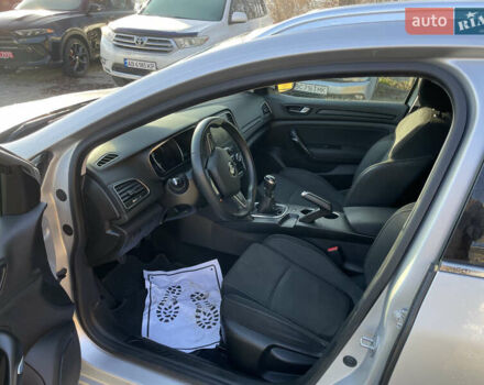 Серый Рено Меган, объемом двигателя 1.46 л и пробегом 245 тыс. км за 13700 $, фото 4 на Automoto.ua