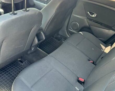 Сірий Рено Меган, об'ємом двигуна 1.5 л та пробігом 206 тис. км за 5900 $, фото 2 на Automoto.ua