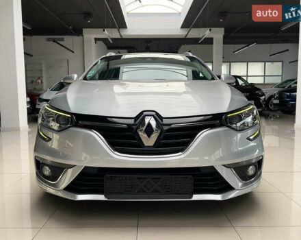 Сірий Рено Меган, об'ємом двигуна 1.5 л та пробігом 199 тис. км за 13499 $, фото 1 на Automoto.ua