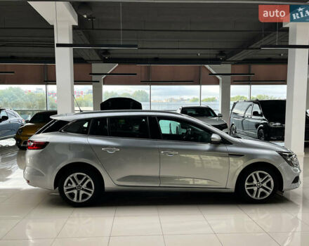 Сірий Рено Меган, об'ємом двигуна 1.5 л та пробігом 199 тис. км за 13499 $, фото 3 на Automoto.ua