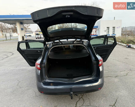 Серый Рено Меган, объемом двигателя 1.5 л и пробегом 96 тыс. км за 15399 $, фото 99 на Automoto.ua