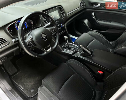 Сірий Рено Меган, об'ємом двигуна 1.5 л та пробігом 199 тис. км за 13499 $, фото 10 на Automoto.ua