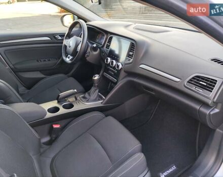 Серый Рено Меган, объемом двигателя 1.5 л и пробегом 135 тыс. км за 15900 $, фото 13 на Automoto.ua