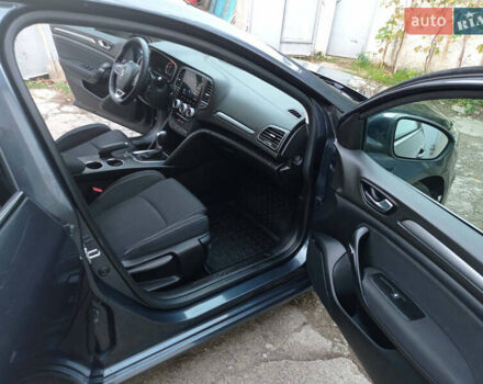 Сірий Рено Меган, об'ємом двигуна 1.5 л та пробігом 220 тис. км за 15500 $, фото 7 на Automoto.ua