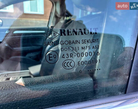 Серый Рено Меган, объемом двигателя 1.5 л и пробегом 200 тыс. км за 15550 $, фото 23 на Automoto.ua