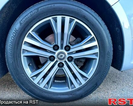 Серый Рено Меган, объемом двигателя 1.5 л и пробегом 200 тыс. км за 15500 $, фото 5 на Automoto.ua