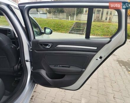 Серый Рено Меган, объемом двигателя 1.5 л и пробегом 135 тыс. км за 15900 $, фото 27 на Automoto.ua