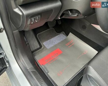 Сірий Рено Меган, об'ємом двигуна 1.46 л та пробігом 118 тис. км за 19000 $, фото 52 на Automoto.ua