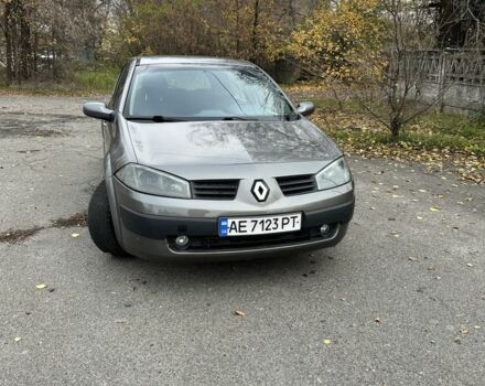 Сірий Рено Меган, об'ємом двигуна 1.6 л та пробігом 220 тис. км за 3000 $, фото 1 на Automoto.ua
