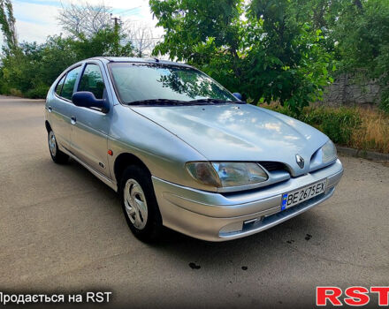 Сірий Рено Меган, об'ємом двигуна 1.6 л та пробігом 0 тис. км за 1500 $, фото 1 на Automoto.ua