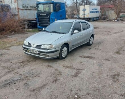 Сірий Рено Меган, об'ємом двигуна 0 л та пробігом 300 тис. км за 1000 $, фото 1 на Automoto.ua