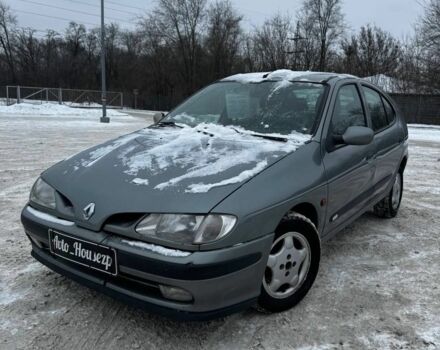 Серый Рено Меган, объемом двигателя 0 л и пробегом 260 тыс. км за 2100 $, фото 1 на Automoto.ua