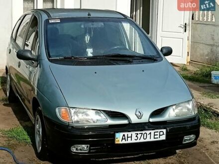Сірий Рено Меган, об'ємом двигуна 1.6 л та пробігом 400 тис. км за 1650 $, фото 1 на Automoto.ua