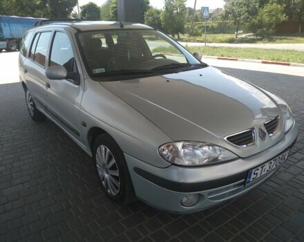 Сірий Рено Меган, об'ємом двигуна 1.9 л та пробігом 263 тис. км за 1500 $, фото 1 на Automoto.ua