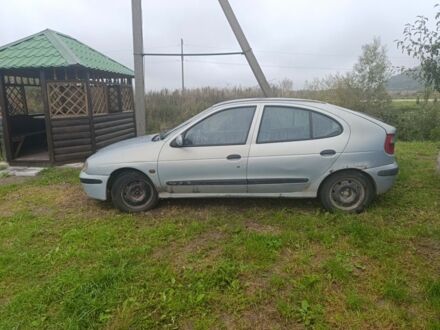 Рено Меган 2000 в Львове на Automoto.ua Серый Рено Меган, объемом двигателя 1 л и пробегом 300 тыс. км за 1200 $, фото 1 на Automoto.ua