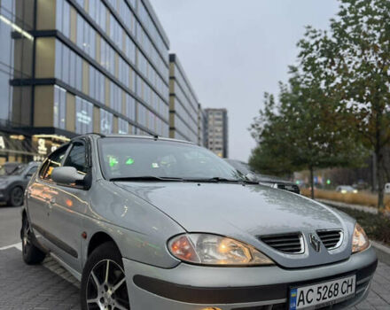 Серый Рено Меган, объемом двигателя 1.6 л и пробегом 225 тыс. км за 2350 $, фото 1 на Automoto.ua