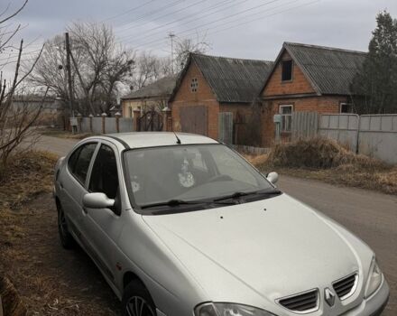 Сірий Рено Меган, об'ємом двигуна 1.6 л та пробігом 263 тис. км за 2000 $, фото 1 на Automoto.ua