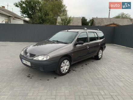 Рено Меган 2001 в Костополе на Automoto.ua Серый Рено Меган, объемом двигателя 1.6 л и пробегом 345 тыс. км за 1900 $, фото 1 на Automoto.ua