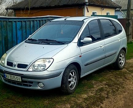 Серый Рено Меган, объемом двигателя 1.6 л и пробегом 187 тыс. км за 3750 $, фото 1 на Automoto.ua