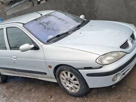 Рено Меган 2001 в Василькове на Automoto.ua Серый Рено Меган, объемом двигателя 1.9 л и пробегом 300 тыс. км за 1350 $, фото 1 на Automoto.ua