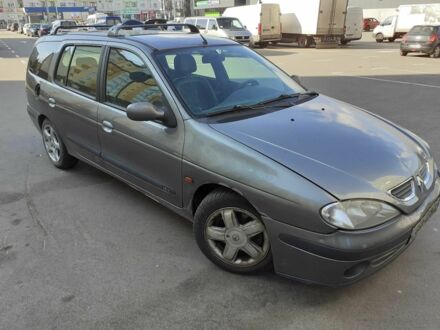 Сірий Рено Меган, об'ємом двигуна 1.4 л та пробігом 400 тис. км за 1800 $, фото 1 на Automoto.ua