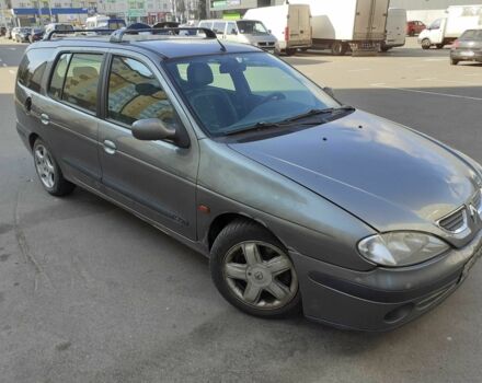 Серый Рено Меган, объемом двигателя 1.4 л и пробегом 400 тыс. км за 1800 $, фото 1 на Automoto.ua