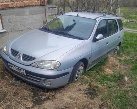 Серый Рено Меган, объемом двигателя 0 л и пробегом 200 тыс. км за 1500 $, фото 1 на Automoto.ua