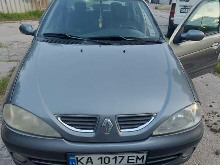 Рено Меган 2002 в Киеве на Automoto.ua Серый Рено Меган, объемом двигателя 0 л и пробегом 345 тыс. км за 4500 $, фото 1 на Automoto.ua