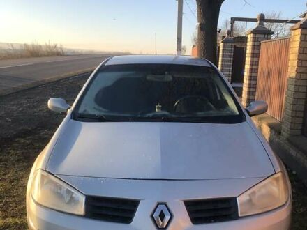 Сірий Рено Меган, об'ємом двигуна 1.87 л та пробігом 300 тис. км за 2999 $, фото 1 на Automoto.ua