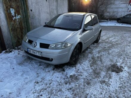 Сірий Рено Меган, об'ємом двигуна 1.6 л та пробігом 240 тис. км за 3600 $, фото 1 на Automoto.ua