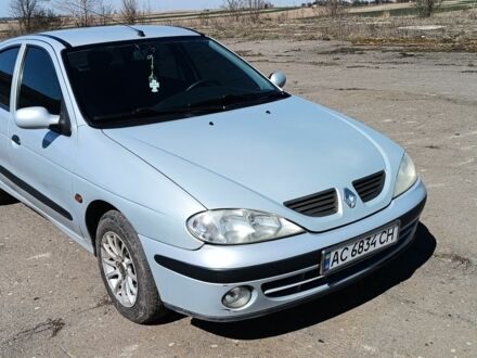 Рено Меган 2003 у Іваничі на Automoto.ua Сірий Рено Меган, об'ємом двигуна 1.4 л та пробігом 215 тис. км за 3200 $, фото 1 на Automoto.ua