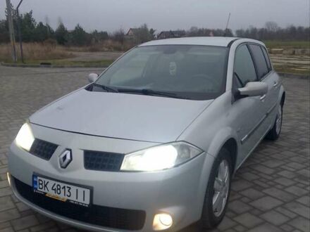 Серый Рено Меган, объемом двигателя 1.46 л и пробегом 227 тыс. км за 3499 $, фото 1 на Automoto.ua