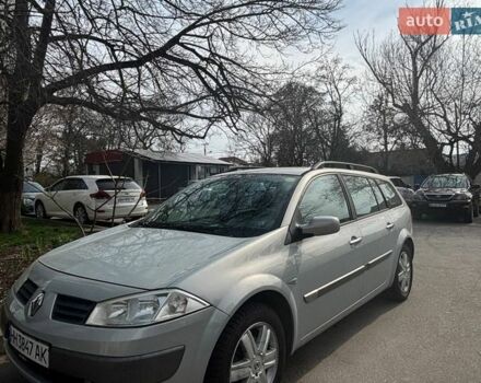 Серый Рено Меган, объемом двигателя 1.6 л и пробегом 130 тыс. км за 5000 $, фото 1 на Automoto.ua