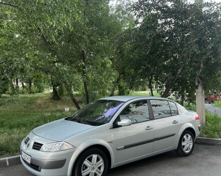 Серый Рено Меган, объемом двигателя 1.6 л и пробегом 243 тыс. км за 4600 $, фото 1 на Automoto.ua