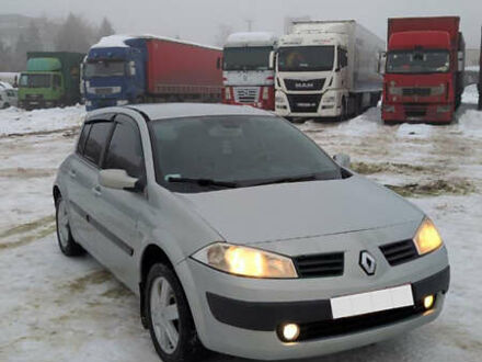 Серый Рено Меган, объемом двигателя 1.6 л и пробегом 239 тыс. км за 2000 $, фото 1 на Automoto.ua