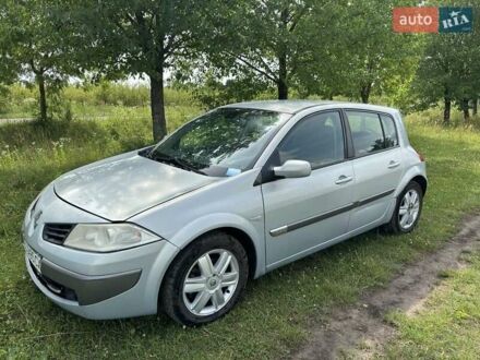 Рено Меган 2003 в Тернополе на Automoto.ua Серый Рено Меган, объемом двигателя 1.87 л и пробегом 261 тыс. км за 3600 $, фото 1 на Automoto.ua