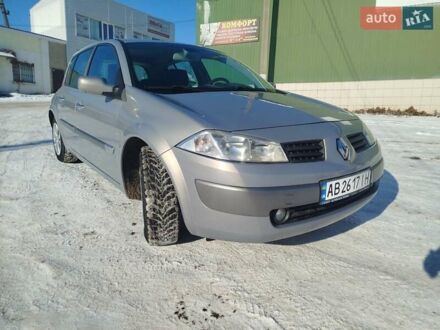 Серый Рено Меган, объемом двигателя 1.6 л и пробегом 82 тыс. км за 3800 $, фото 1 на Automoto.ua