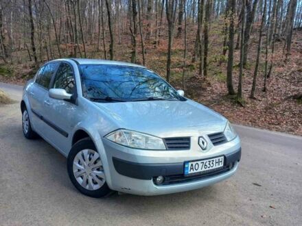 Сірий Рено Меган, об'ємом двигуна 1.6 л та пробігом 231 тис. км за 4600 $, фото 1 на Automoto.ua