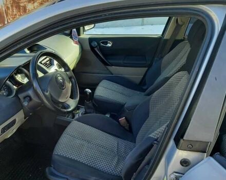 Сірий Рено Меган, об'ємом двигуна 1.6 л та пробігом 282 тис. км за 4500 $, фото 1 на Automoto.ua
