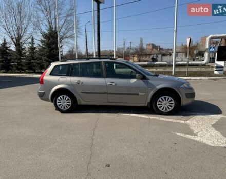 Серый Рено Меган, объемом двигателя 1.6 л и пробегом 198 тыс. км за 5150 $, фото 1 на Automoto.ua