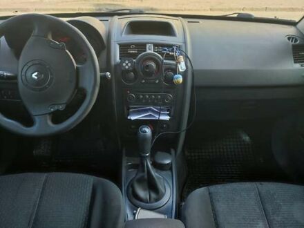 Сірий Рено Меган, об'ємом двигуна 1.6 л та пробігом 350 тис. км за 4000 $, фото 1 на Automoto.ua