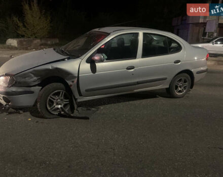 Сірий Рено Меган, об'ємом двигуна 1.4 л та пробігом 290 тис. км за 1500 $, фото 1 на Automoto.ua