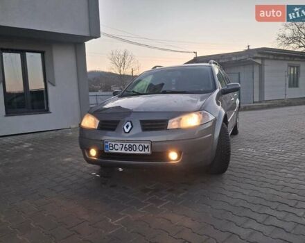 Серый Рено Меган, объемом двигателя 1.6 л и пробегом 293 тыс. км за 4300 $, фото 1 на Automoto.ua