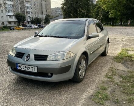 Серый Рено Меган, объемом двигателя 2 л и пробегом 143 тыс. км за 4500 $, фото 1 на Automoto.ua